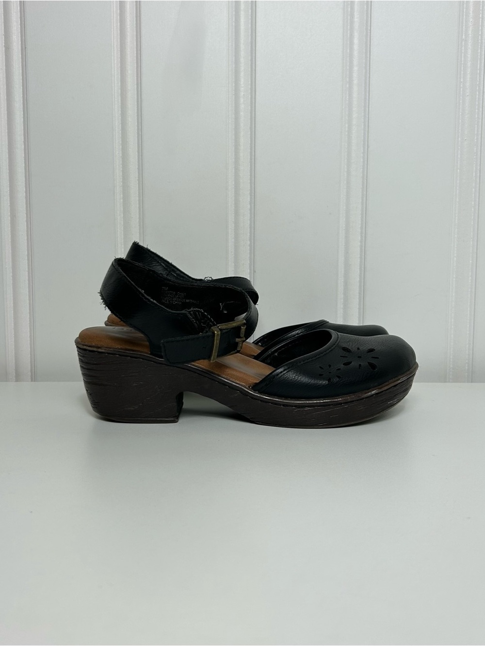 Boc Jasmine Black Leather Slingback Clog Heels buckle Cutout Detail women 7